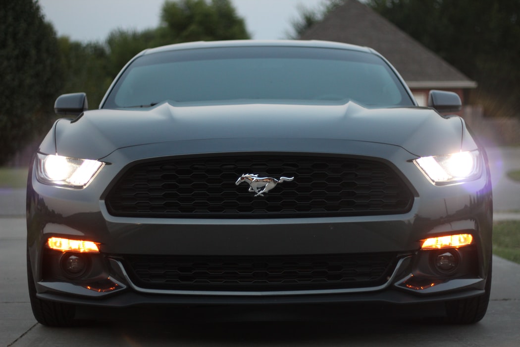 a-close-shot-of-the-front-of-a-new-ford-mustang-in-Joplin
