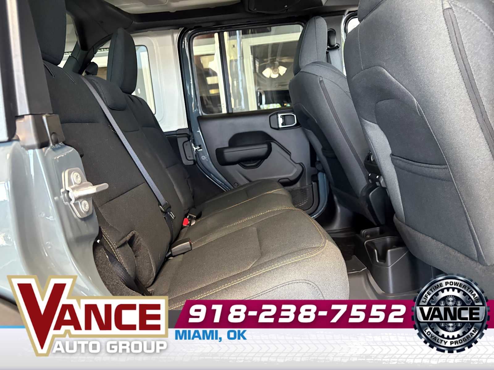 2025 Jeep Wrangler 4-Door Summit 4x4