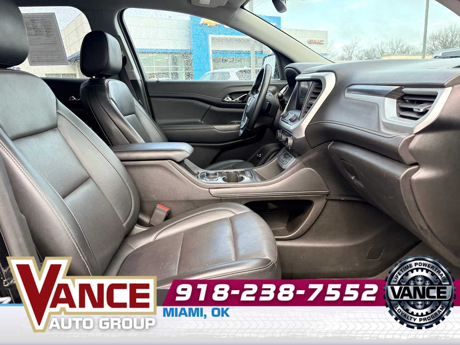 2023 GMC Acadia AWD SLT