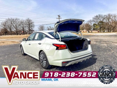 2023 Nissan Altima SV FWD