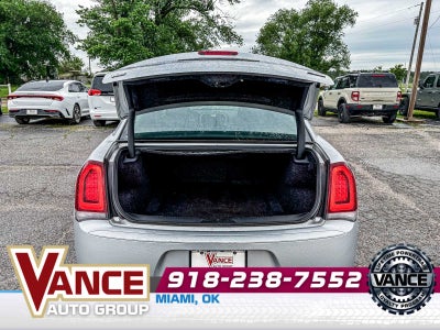 2022 Chrysler 300 Touring