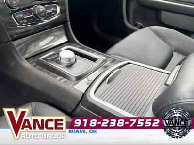 2022 Chrysler 300 Touring