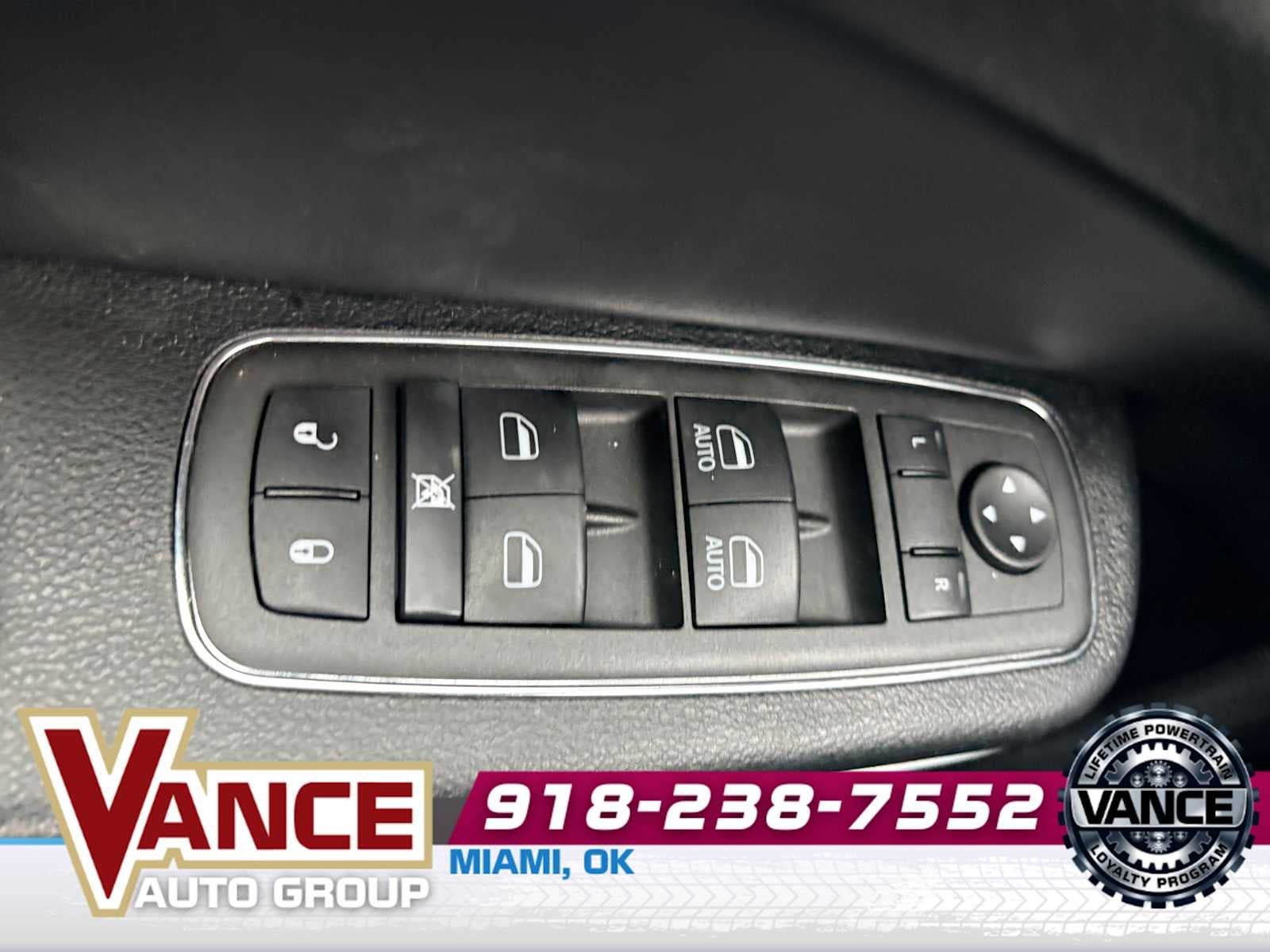 2022 Chrysler 300 Touring