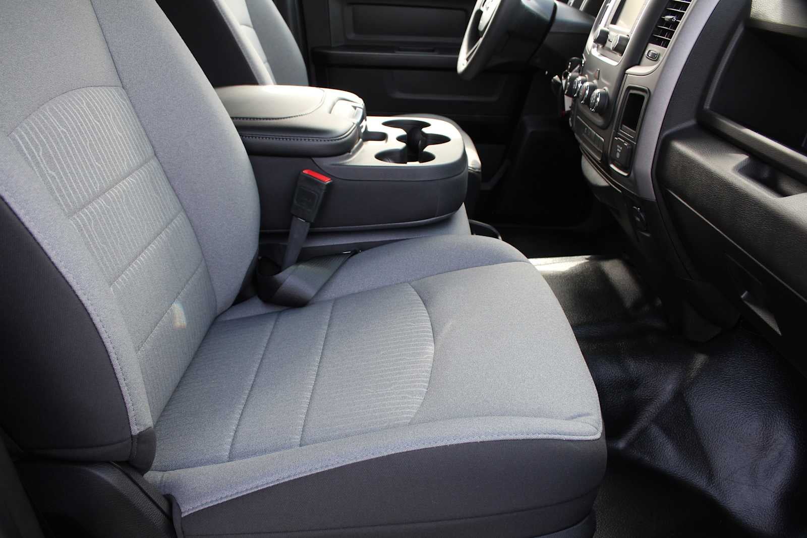 2024 RAM 1500 Classic SSV