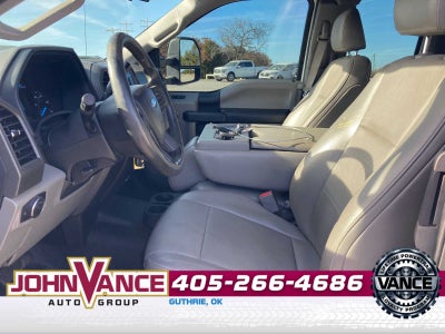 2017 Ford F-350 Chassis XL