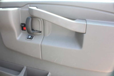 2025 Chevrolet Express Passenger LT