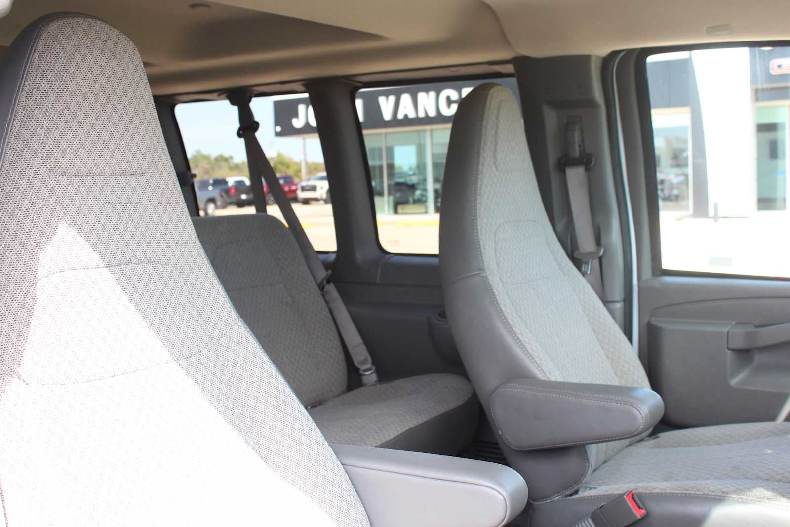 2025 Chevrolet Express Passenger LT