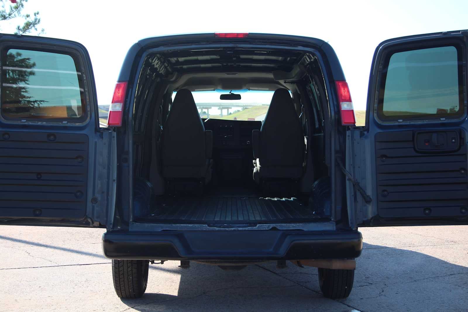 2019 Chevrolet Express 2500 RWD 2500 135"