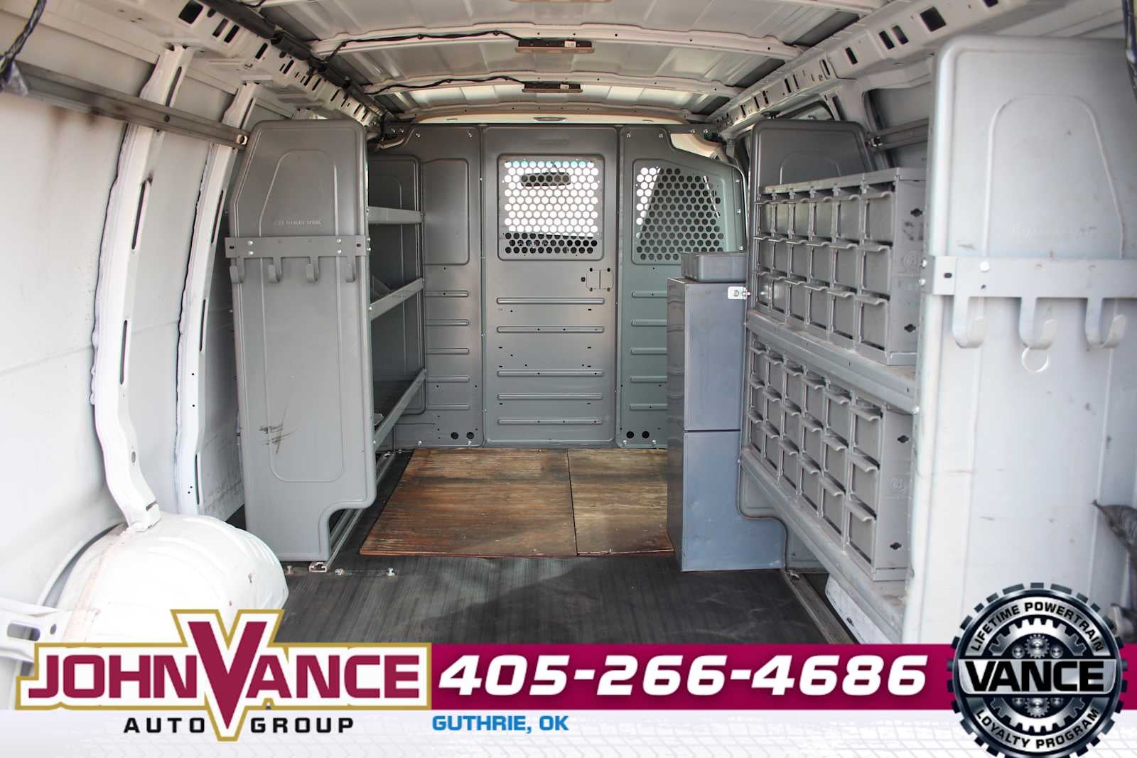 2017 GMC Savana 2500 RWD 2500 135"