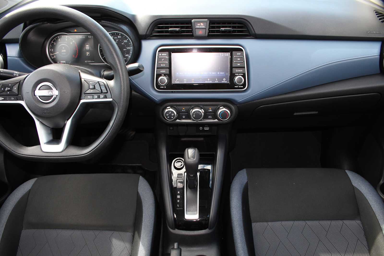 2024 Nissan Versa SV