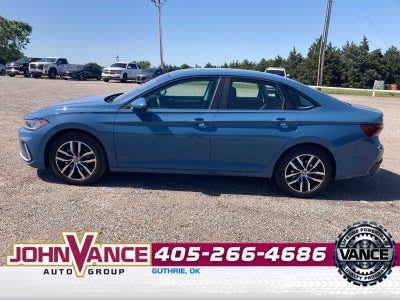 2025 Volkswagen Jetta SE