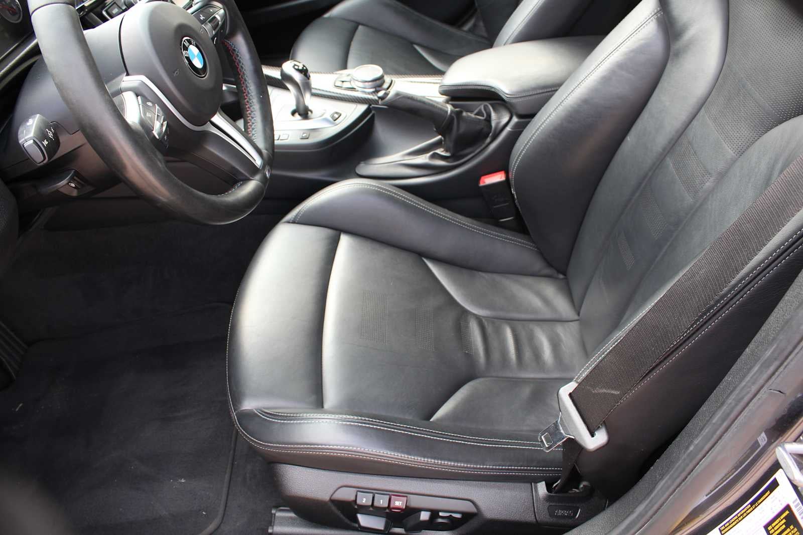 2015 BMW M3 4dr Sdn