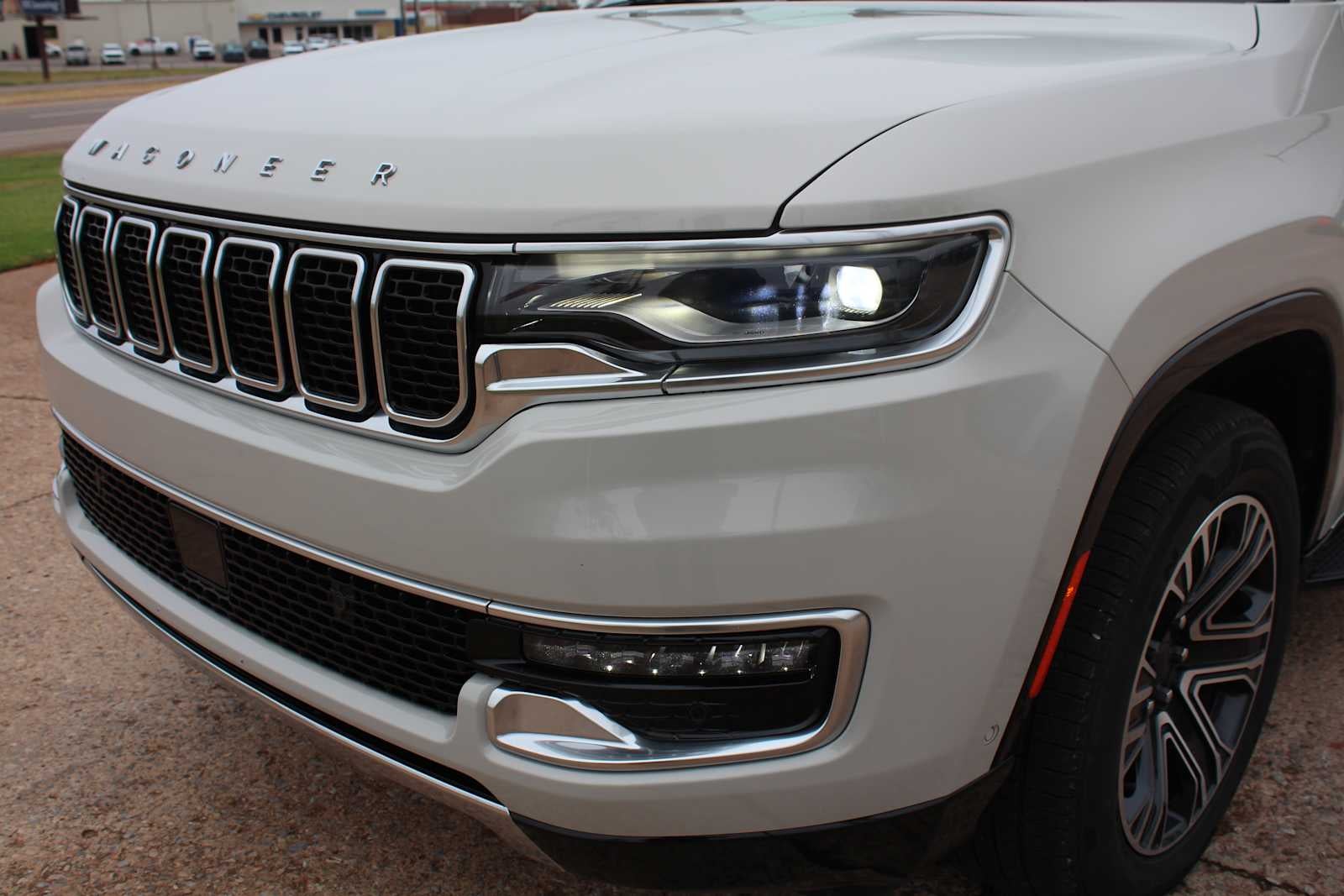 2022 Jeep Wagoneer Series III