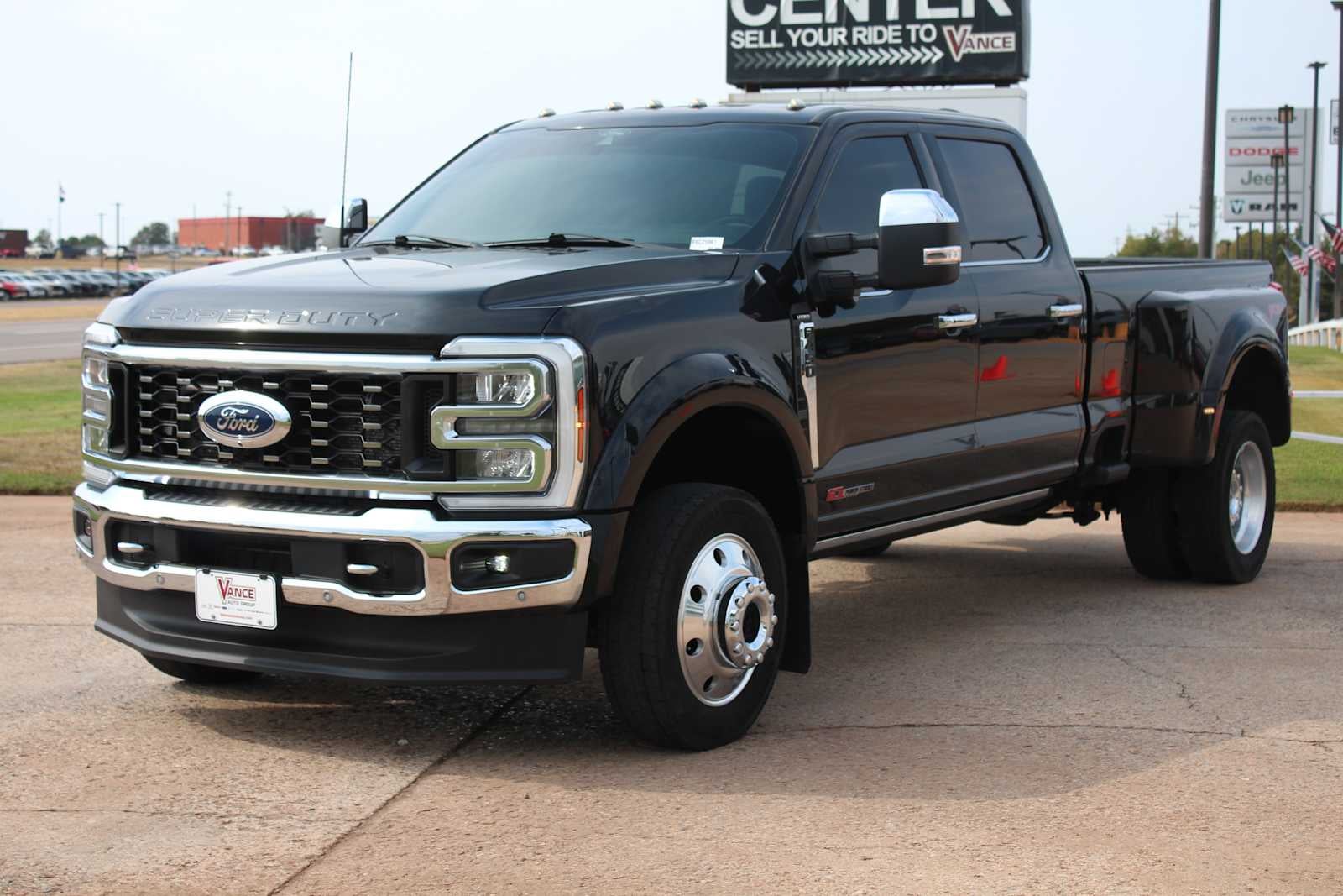 2024 Ford Super Duty F-450 DRW XL