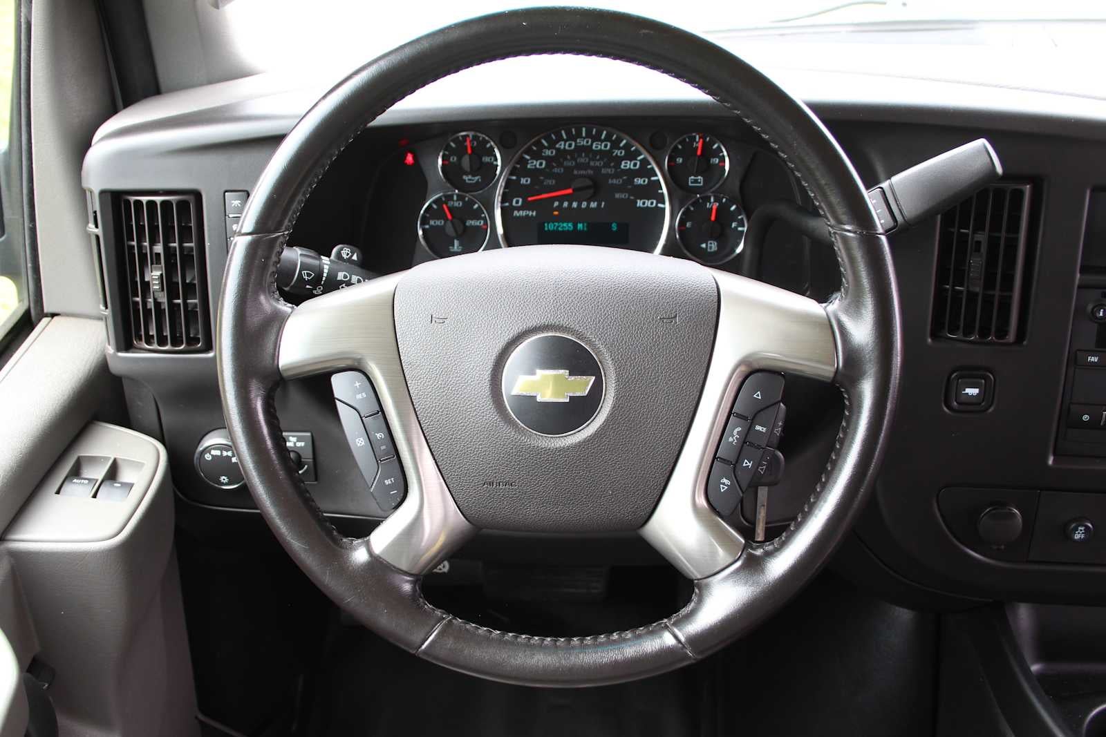 2019 Chevrolet Express Passenger 3500 LS
