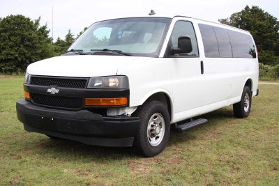 2019 Chevrolet Express Passenger 3500 LS