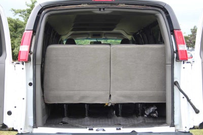 2019 Chevrolet Express Passenger 3500 LS