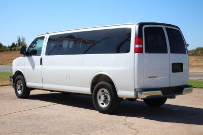 2025 Chevrolet Express Passenger 1LT