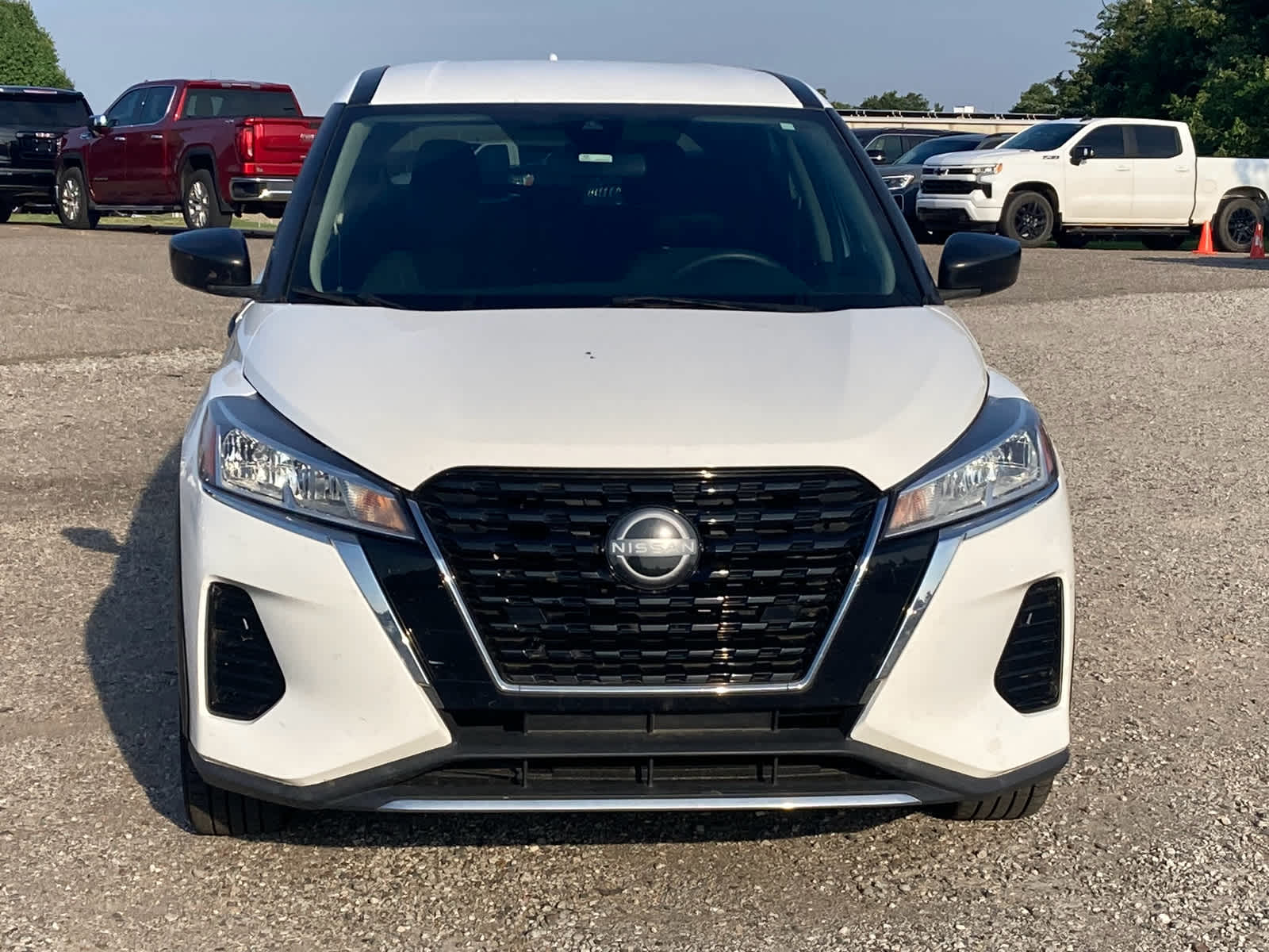 2022 Nissan Kicks S