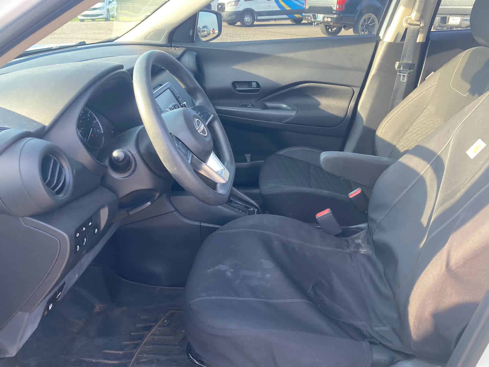 2022 Nissan Kicks S