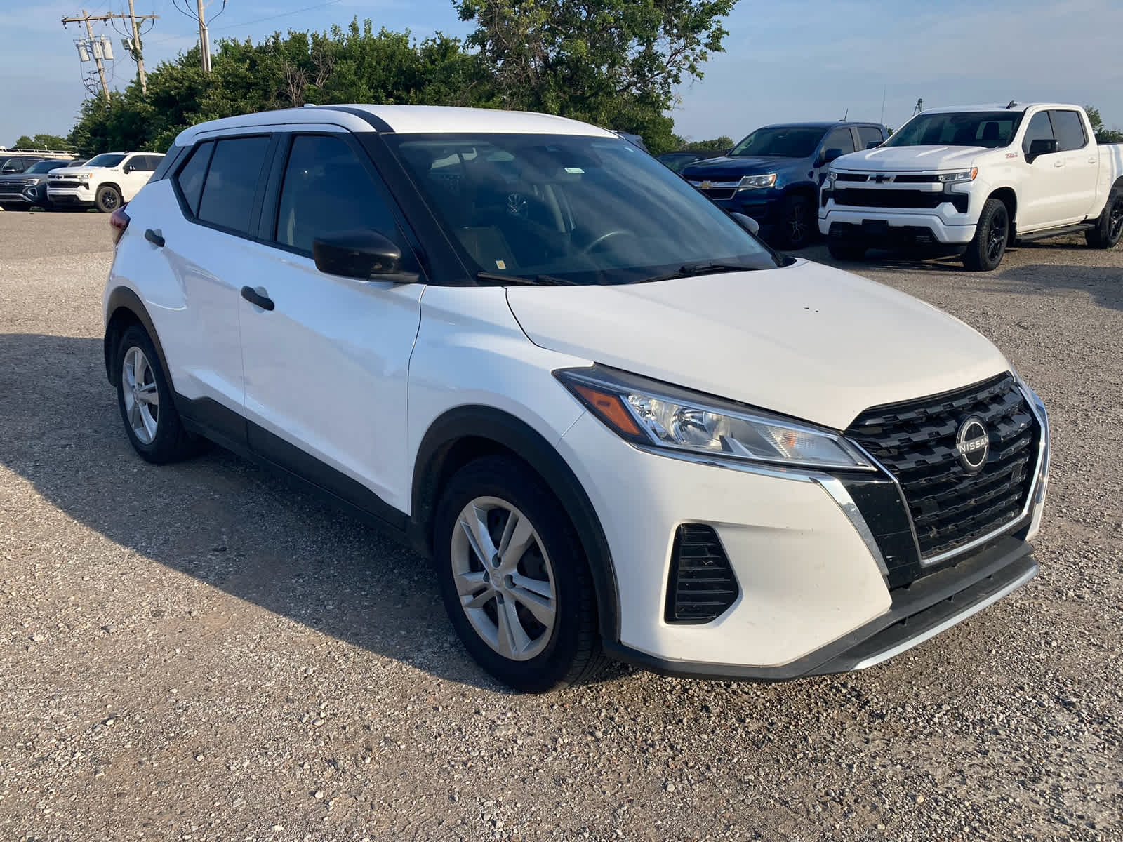 2022 Nissan Kicks S