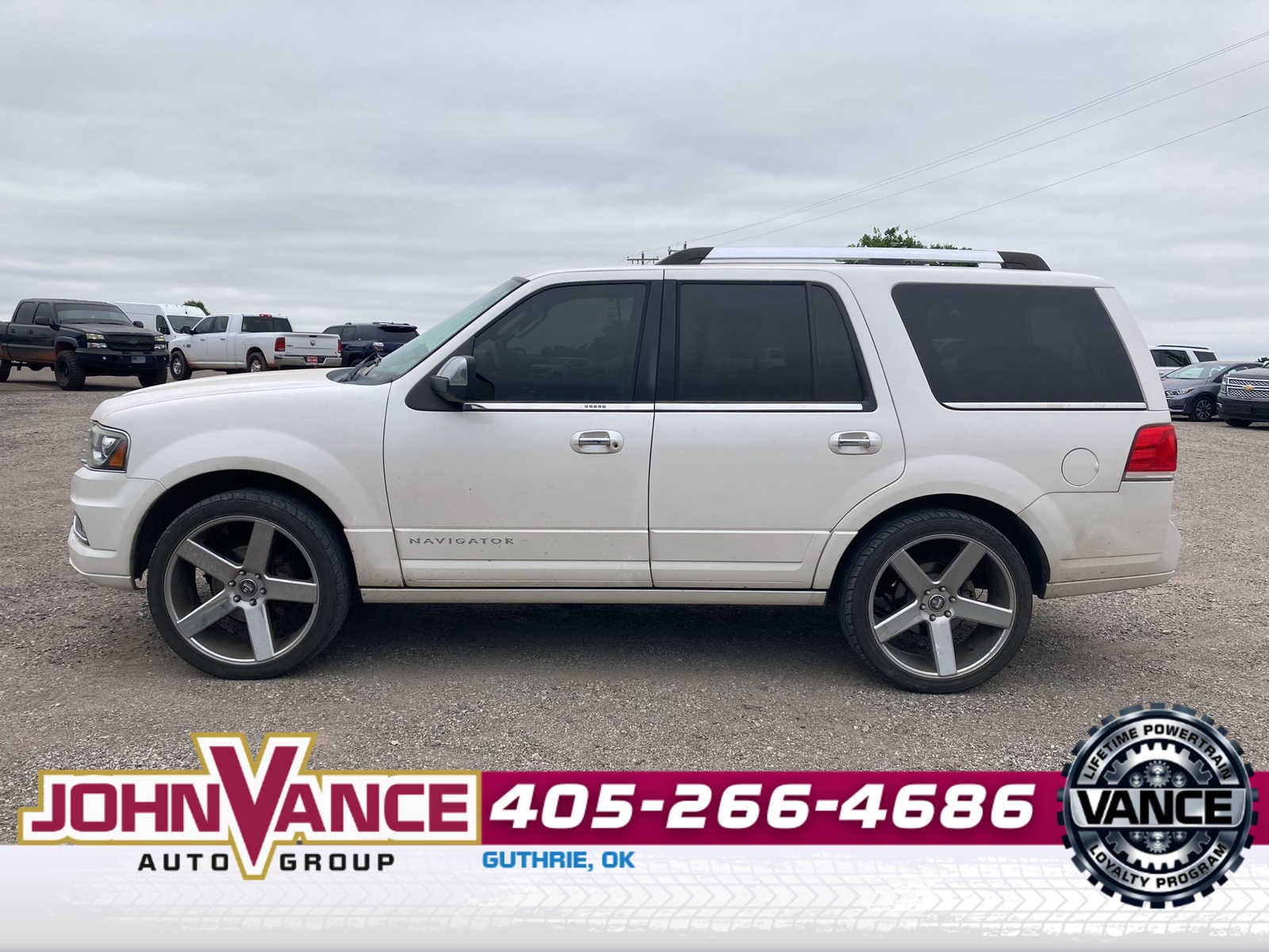 2015 Lincoln Navigator Base