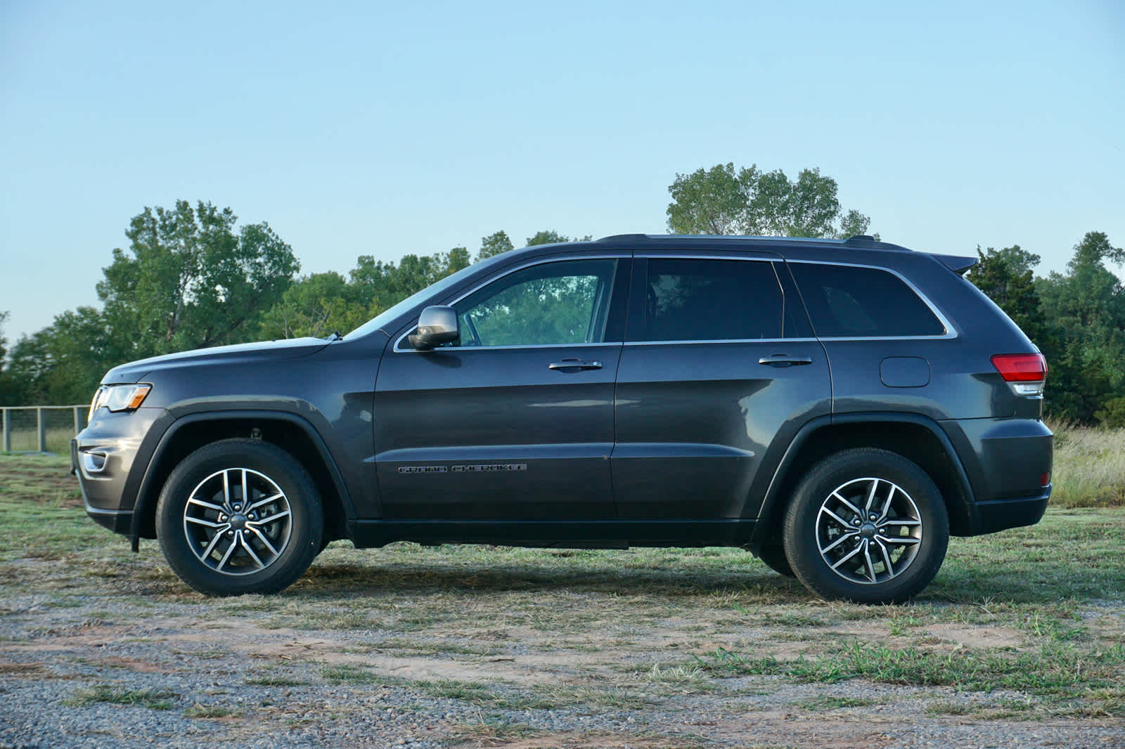 2019 Jeep Grand Cherokee Laredo E 4x4