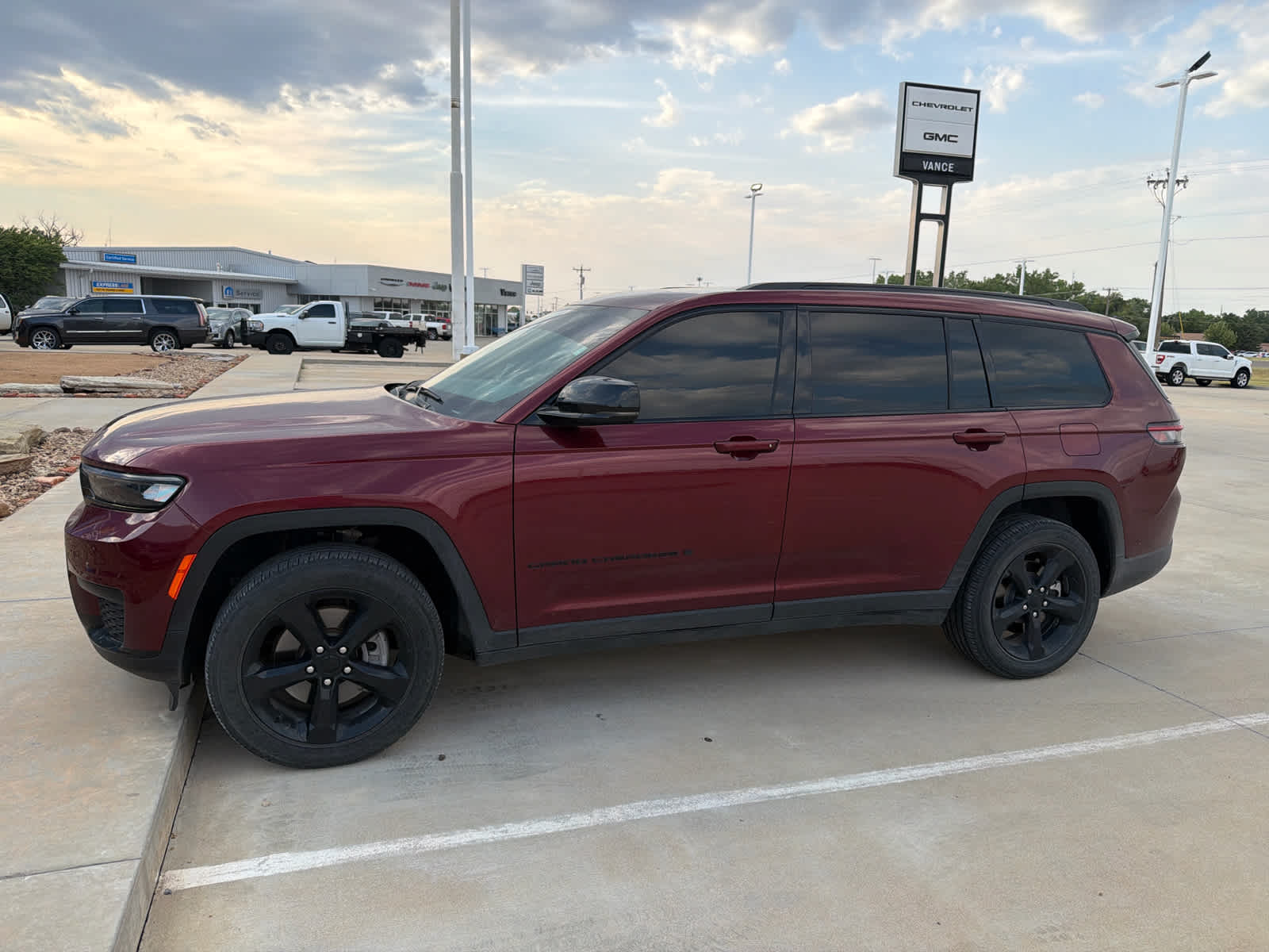 2024 Jeep Grand Cherokee L Altitude X 4x4