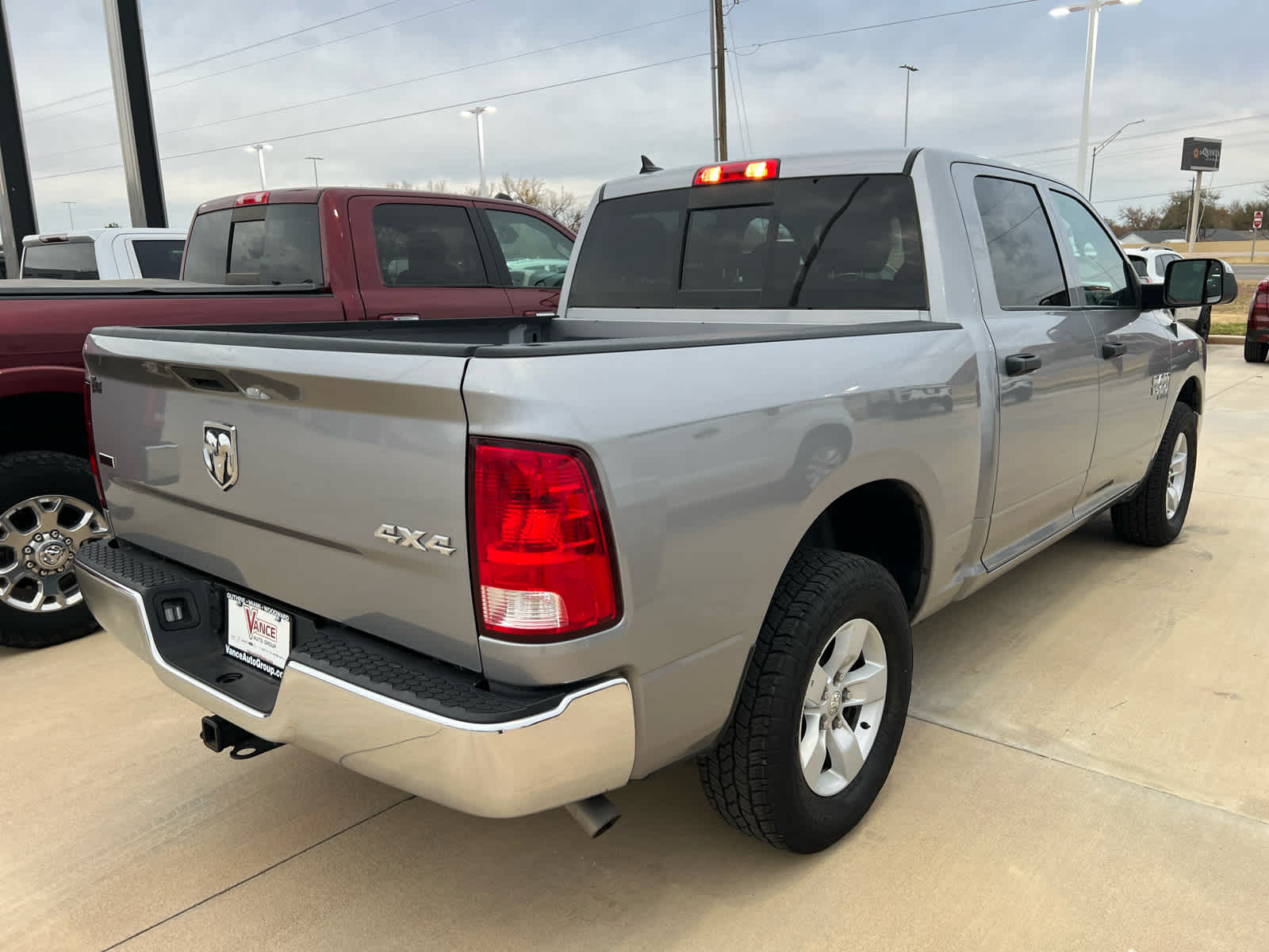2023 RAM Ram 1500 Classic SLT Crew Cab 4x4 5'7' Box