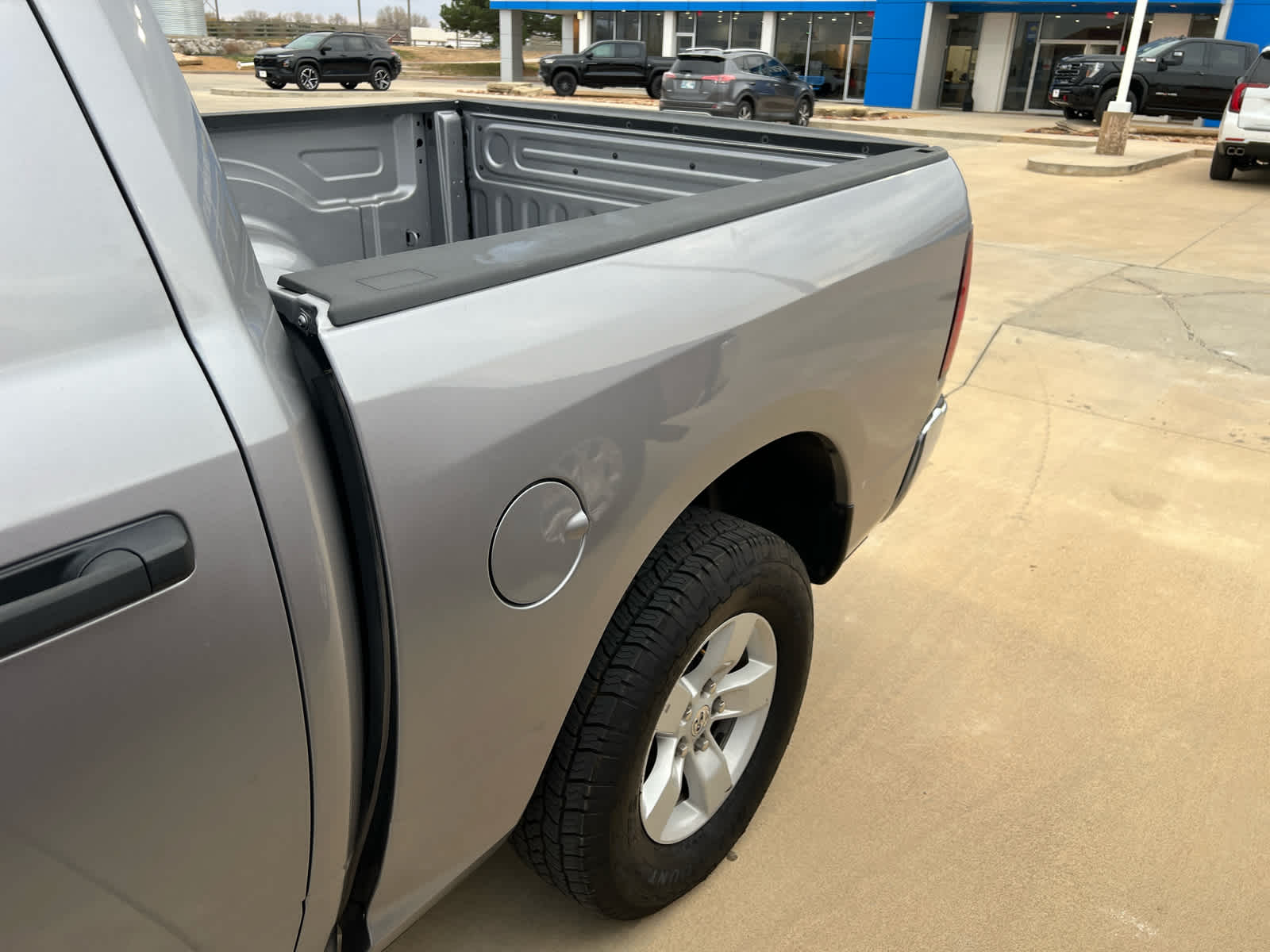 2023 RAM Ram 1500 Classic SLT Crew Cab 4x4 5'7' Box