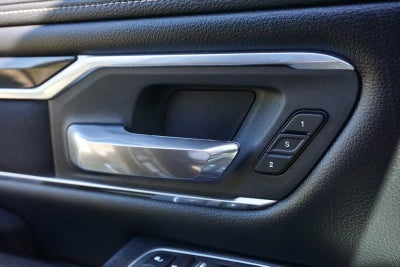 2022 RAM Ram 1500 Laramie Crew Cab 4x4 5'7' Box