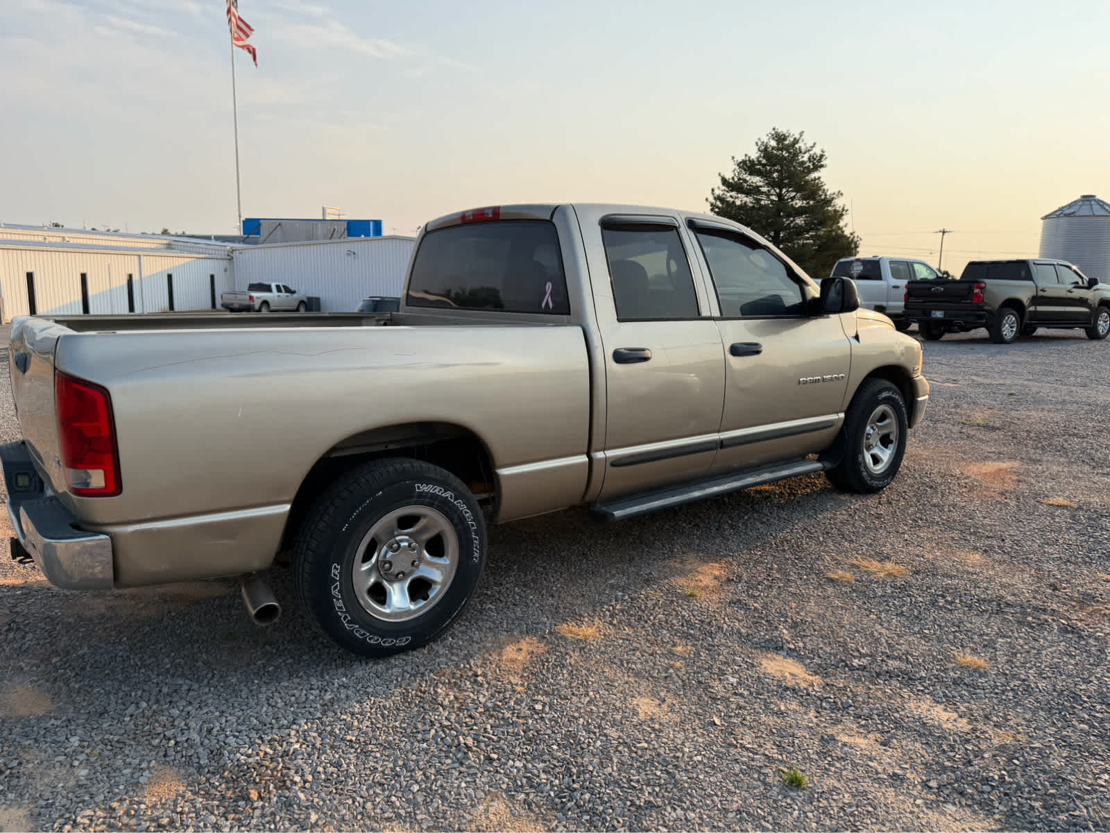 2004 Dodge Ram 1500 SLT/Laramie