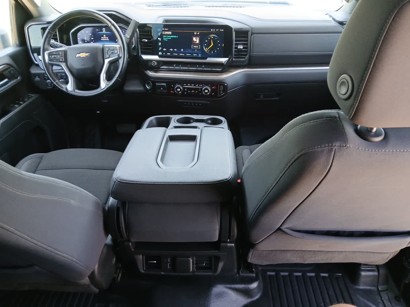 2024 Chevrolet Silverado 3500HD Chassis LT