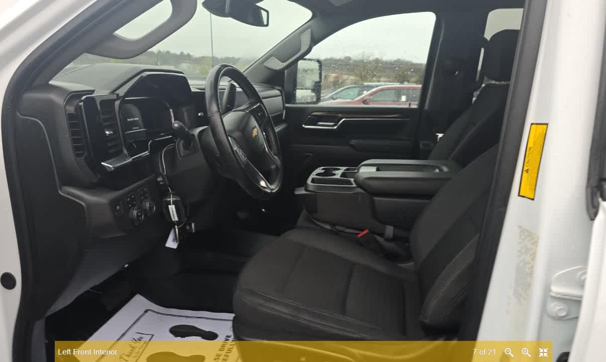2024 Chevrolet Silverado 3500HD CC LT