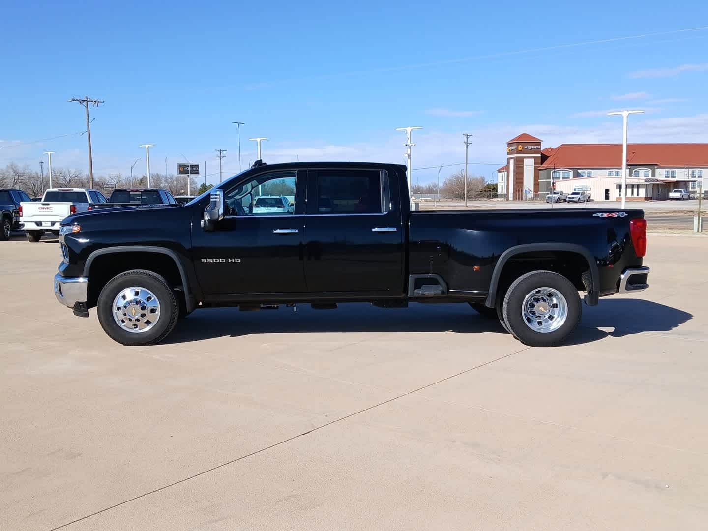 2025 Chevrolet Silverado 3500HD 4WD Crew Cab Long Bed LTZ