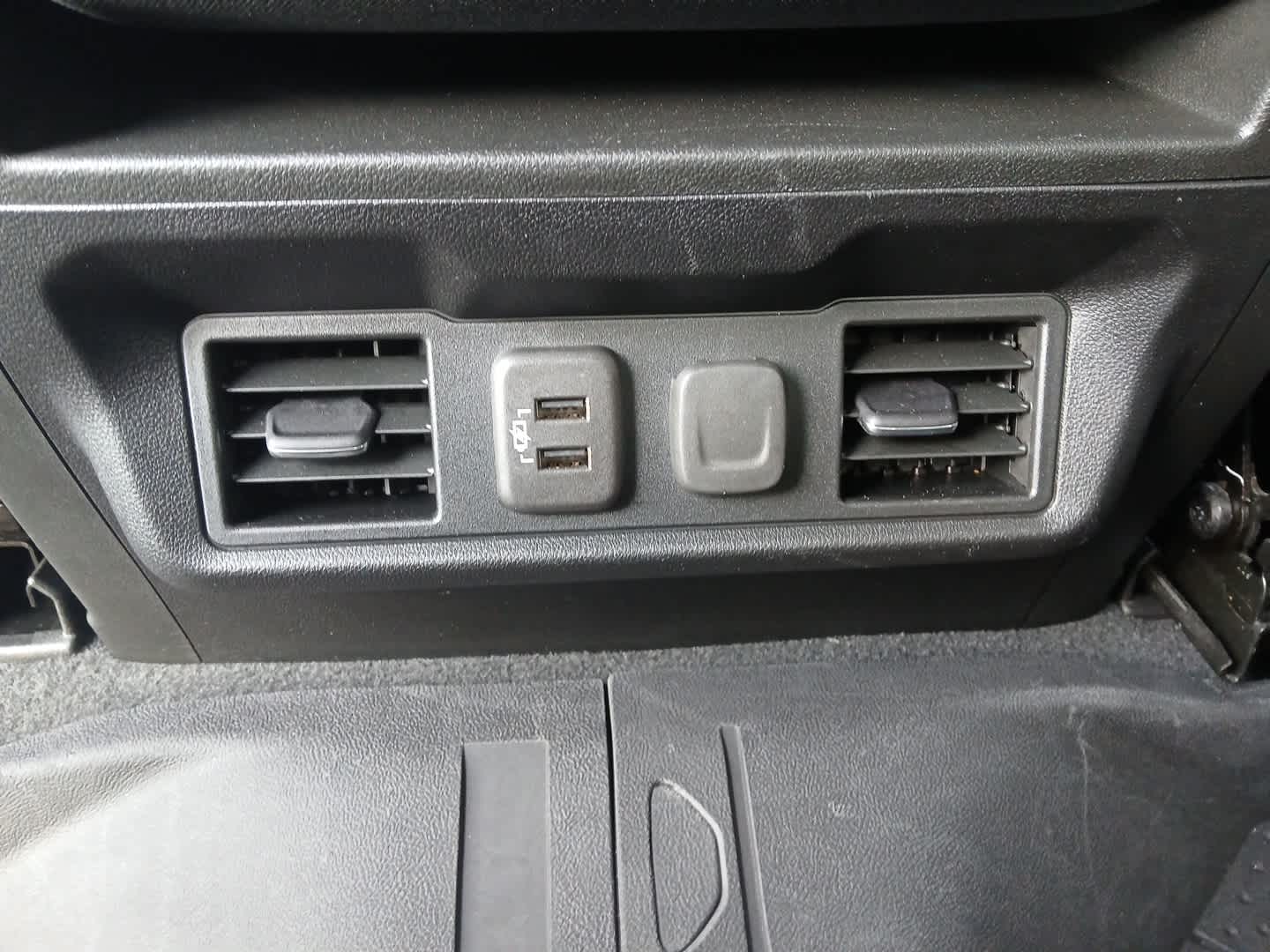 2022 Chevrolet Silverado 1500 LTD 2WD Crew Cab Short Bed LT