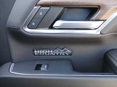 2023 Chevrolet Silverado 1500 4WD Crew Cab Short Bed High Country