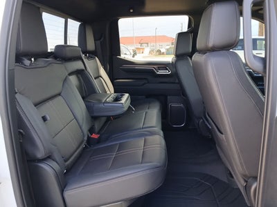 2023 Chevrolet Silverado 1500 4WD Crew Cab Short Bed High Country