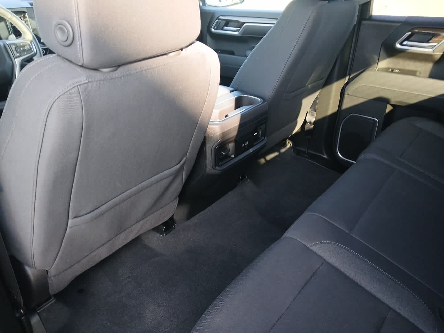 2026 Chevrolet Silverado 1500 4WD Crew Cab Standard Bed LT