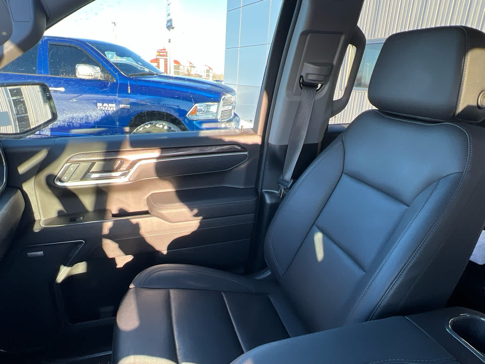 2025 Chevrolet Silverado 1500 4WD Crew Cab Short Bed LTZ