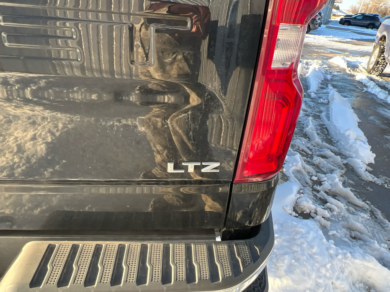 2025 Chevrolet Silverado 1500 4WD Crew Cab Short Bed LTZ