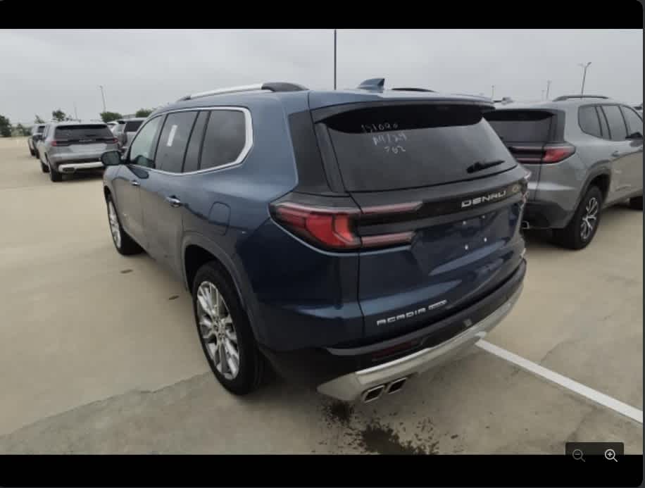 2026 GMC Acadia AWD Denali