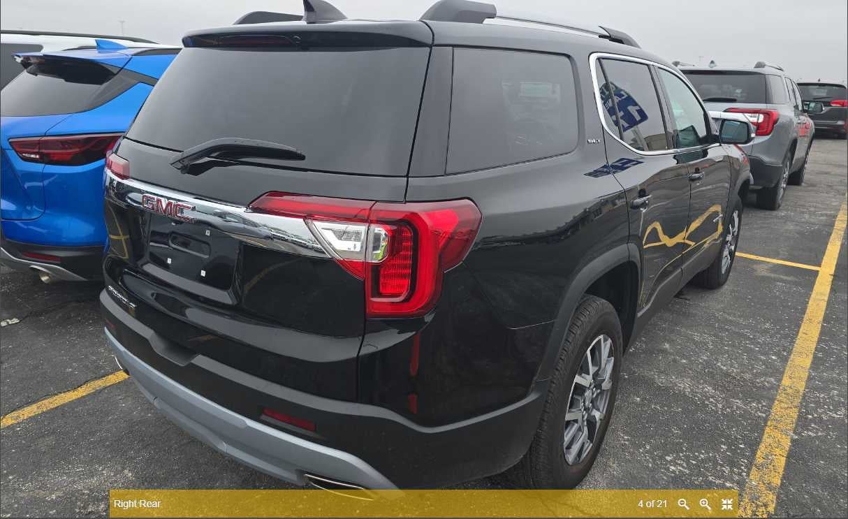 2023 GMC Acadia FWD SLT