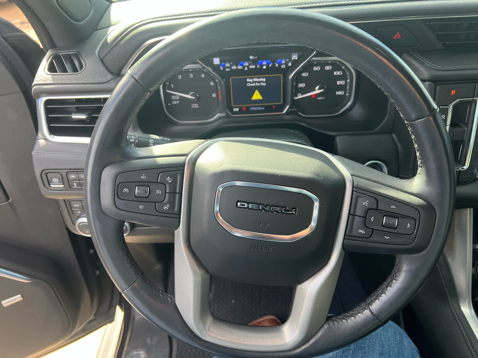 2021 GMC Yukon 4WD Denali