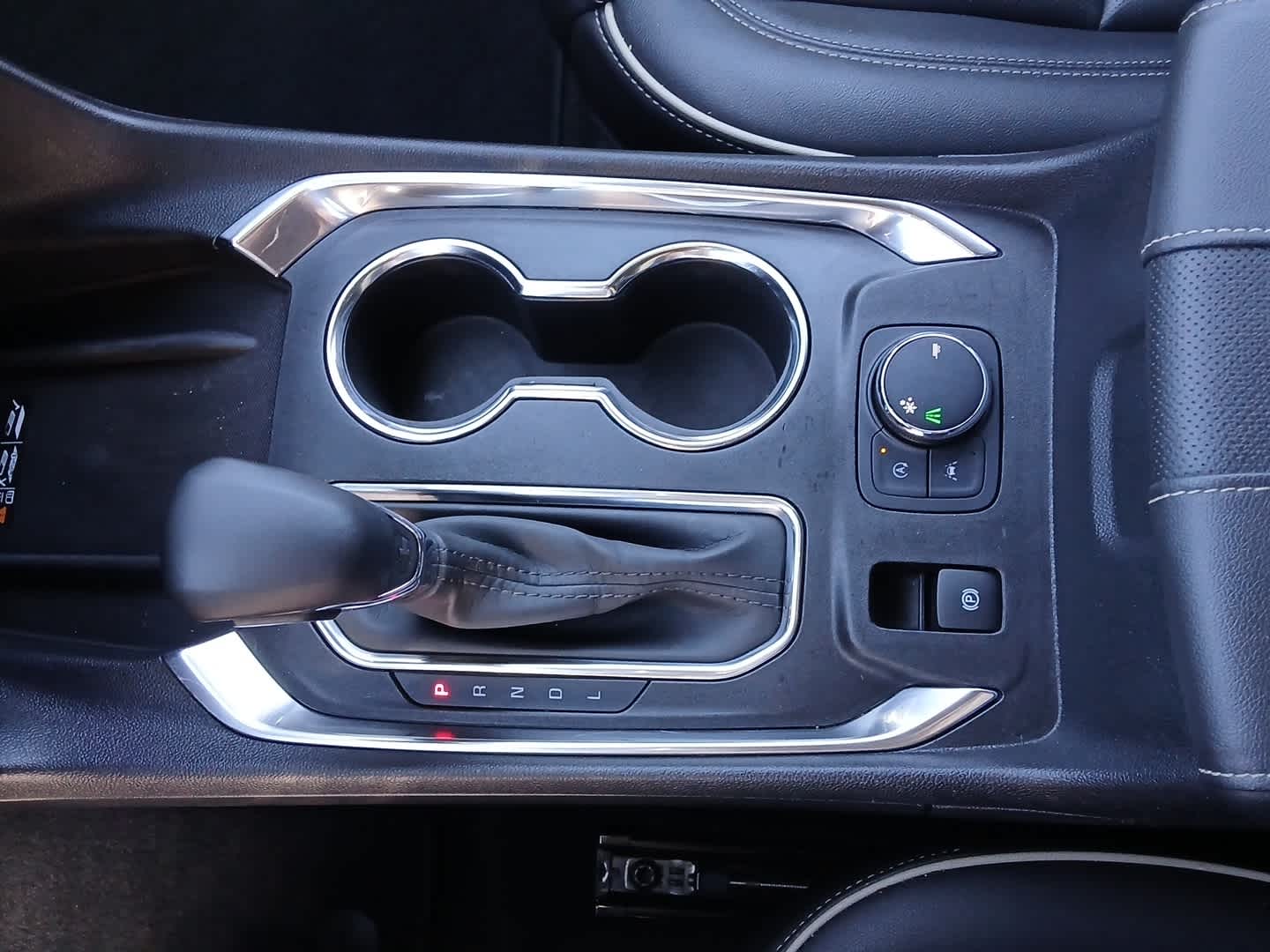 2023 Chevrolet Traverse FWD Premier