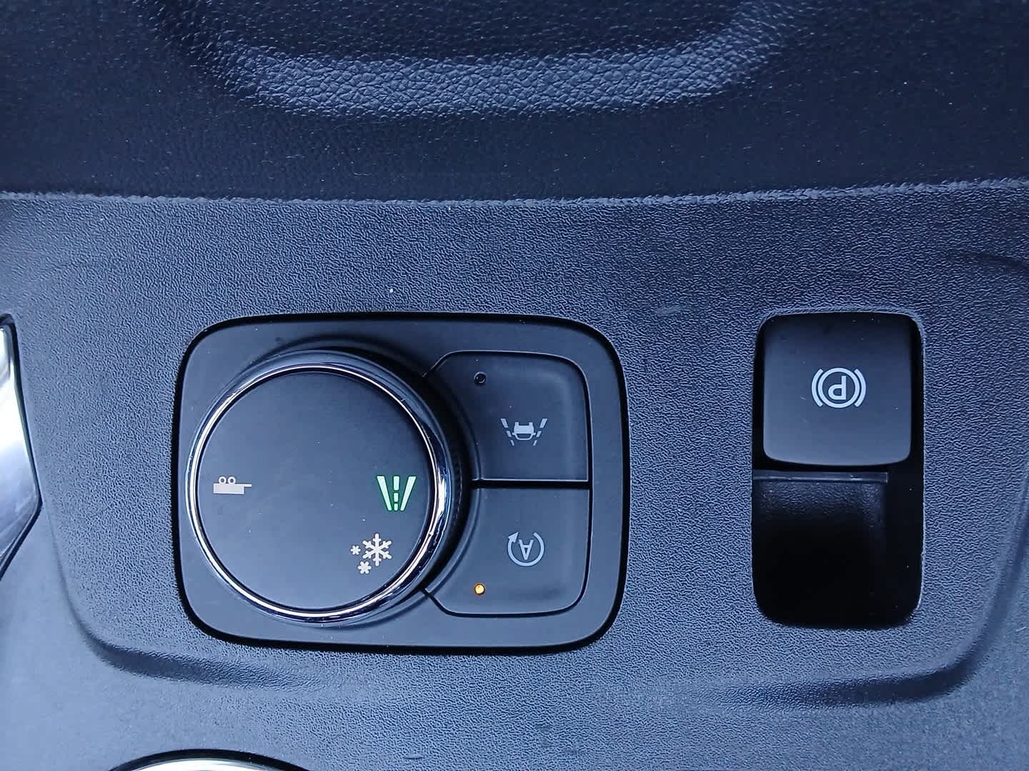 2023 Chevrolet Traverse FWD Premier