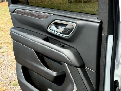 2023 Chevrolet Suburban 4WD Z71