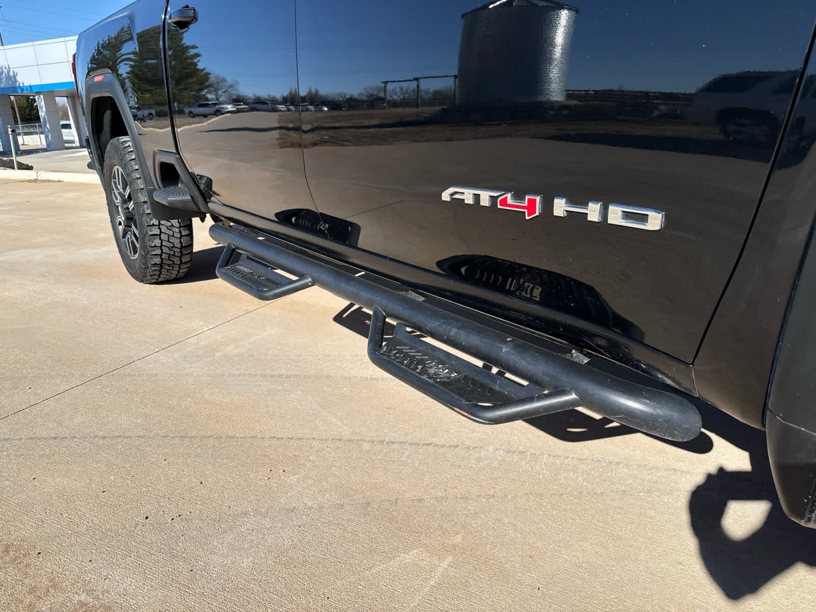 2023 GMC Sierra 2500HD 4WD Crew Cab Standard Bed AT4