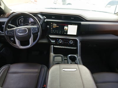 2024 GMC Sierra 2500HD 4WD Crew Cab Standard Bed Denali