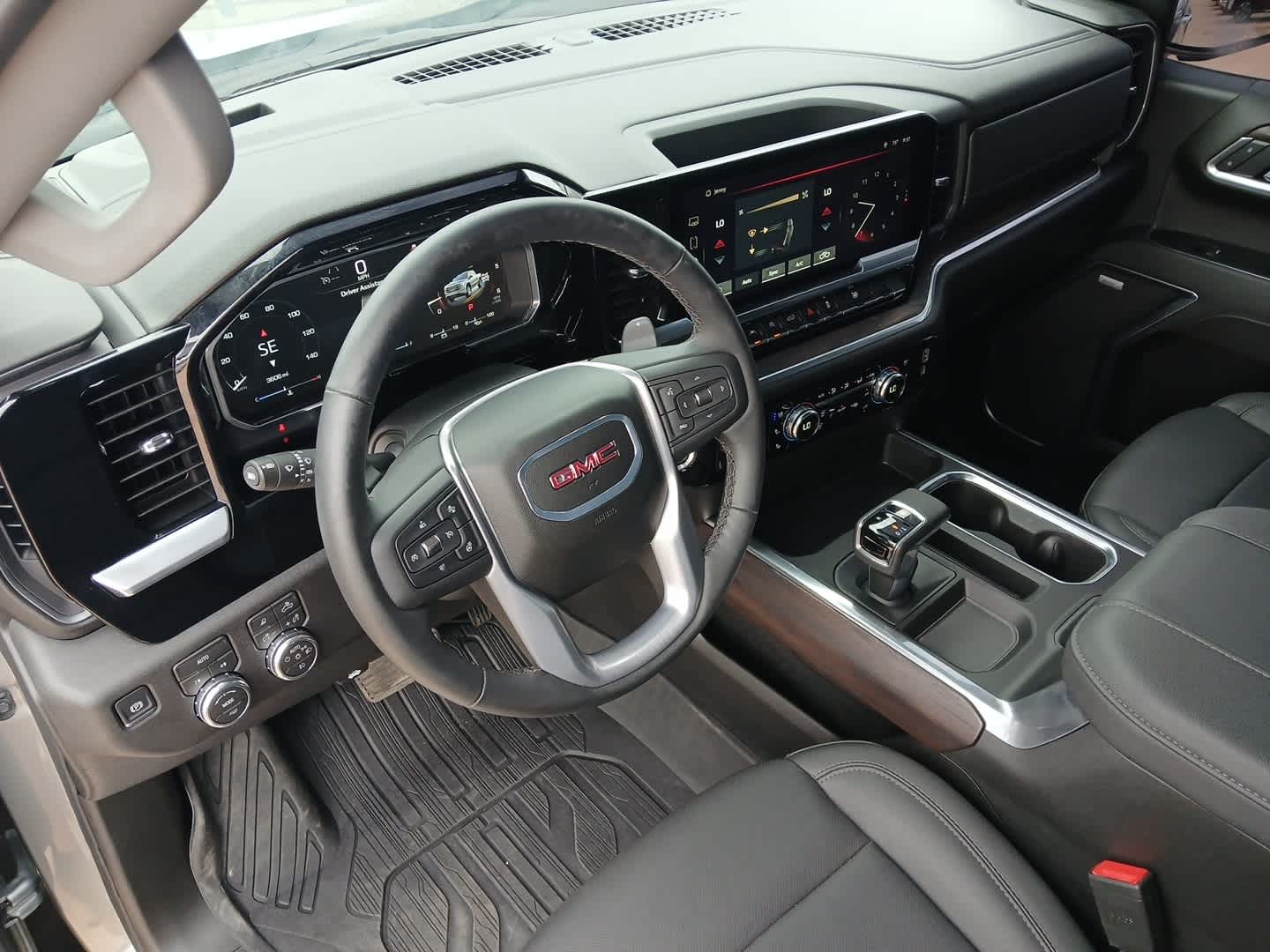 2026 GMC Sierra 1500 Crew Cab, Short Bed, SLT, 4WD
